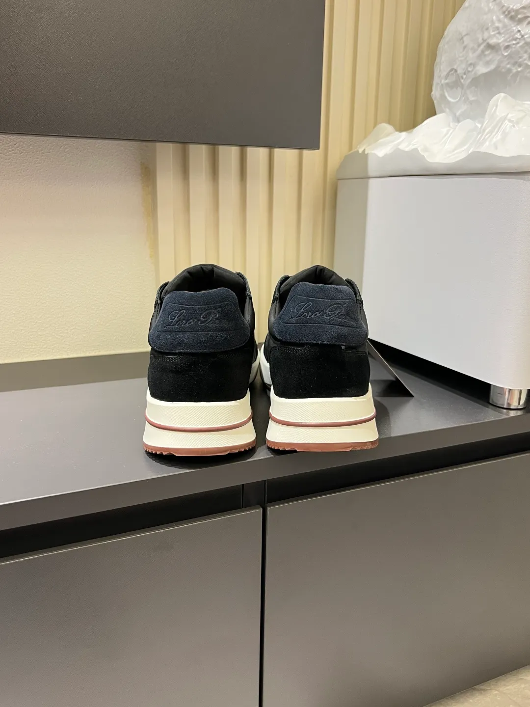 Men's men's shoes 💰p480Loro Men's men's shoes 💰piana niche Loro classic jogging shoes, men's lace-up casual shoes and sneakers, high-quality lightweight and comfortable fabrics, suitable for outdoor leisure, the color scheme is young and energetic, and it looks great with sportswear or casual suits! Size: 38-44 (45 customized)